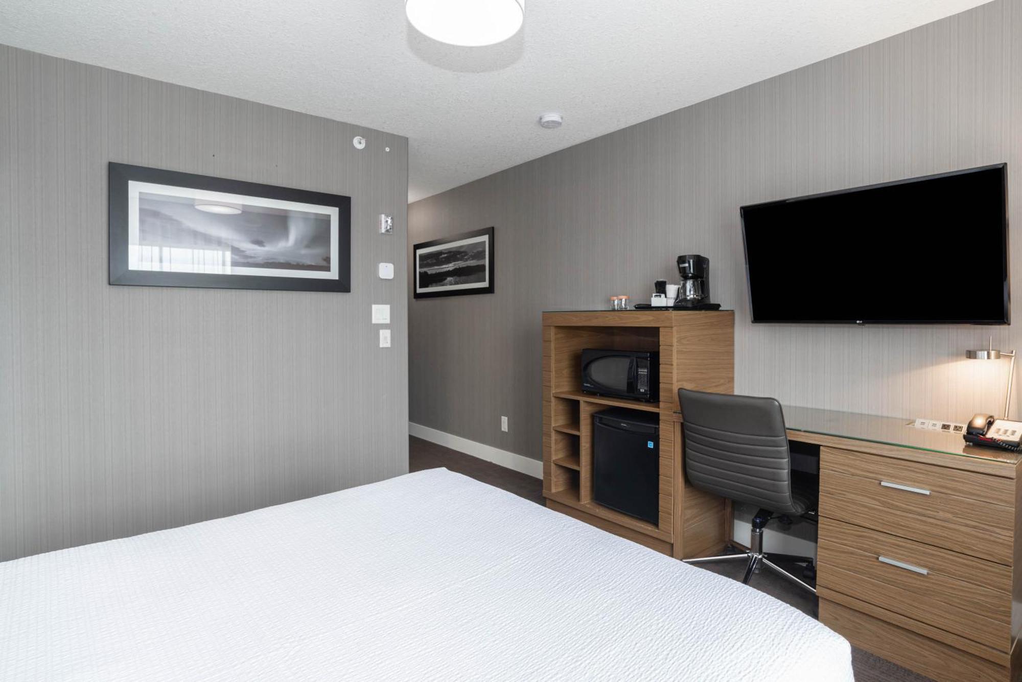 Sandman Hotel Grande Prairie Exterior foto